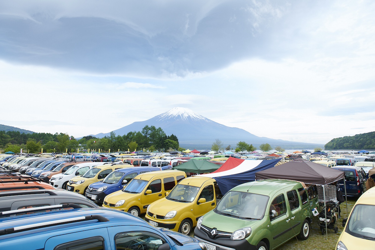 Renault festeggia la produzione di 4 mln di Kangoo Renault festeggia la produzione di 4 mln di Kangoo