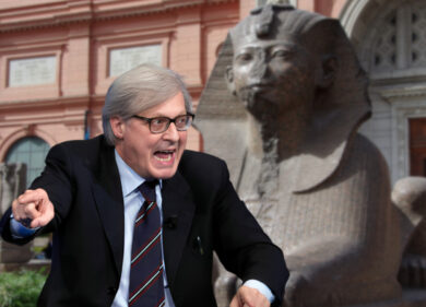 Il caso del quadro rubato: Vittorio Sgarbi indagato per autoriciclaggio