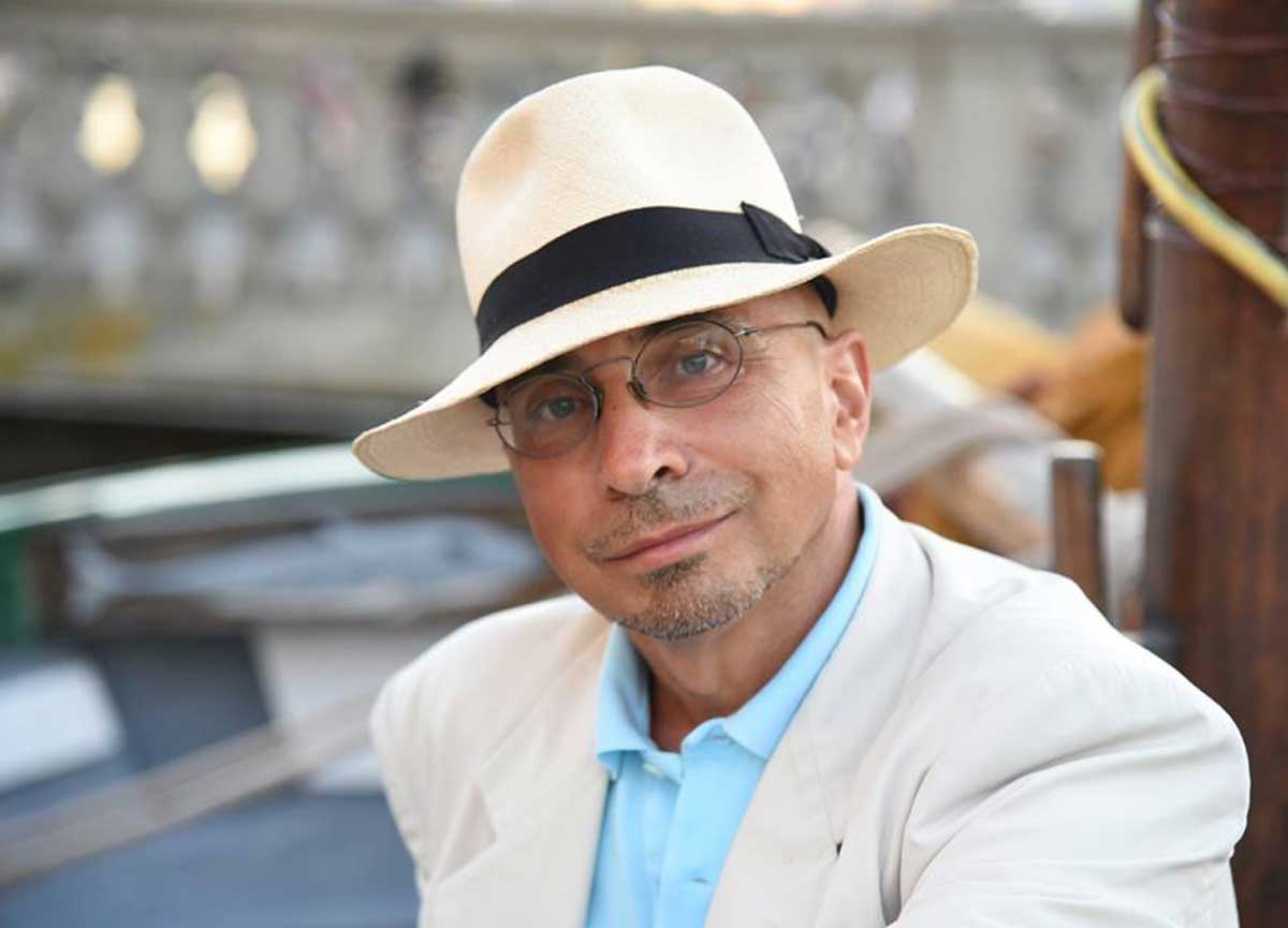 Uomini vestiti malissimo dalla testa ai piedi: la crociata di Niky Marcelli
