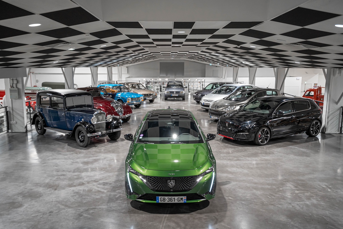 Con al Peugeot 201 nasce la numerazione dei modelli Con al Peugeot 201 nasce la numerazione dei modelli