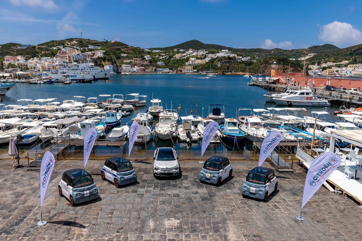 Citroen Ami, leader nel mercato dei quadricicli elettrici in Italia Citroen Ami, leader nel mercato dei quadricicli elettrici in Italia