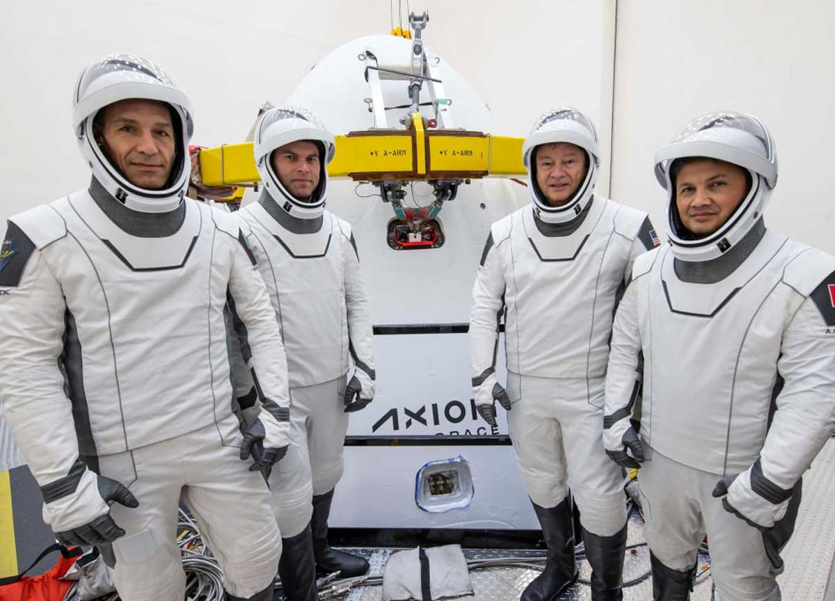 L’Italia va nello spazio, Aurigemma e la regione al lancio della missione Usa L’Italia va nello spazio, Aurigemma e la regione al lancio della missione Usa
