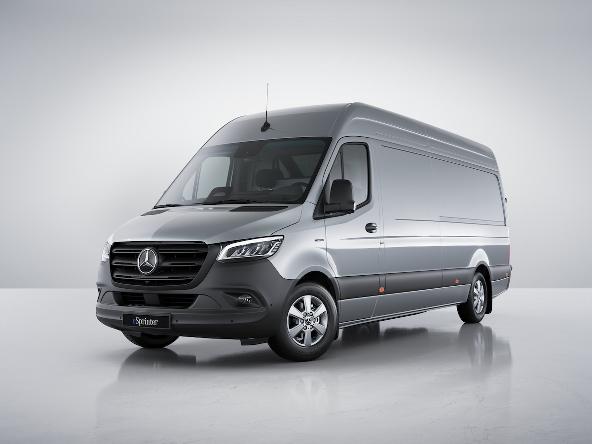 Arrivano i nuovi Mercedes eSprinter e Sprinter Arrivano i nuovi Mercedes eSprinter e Sprinter