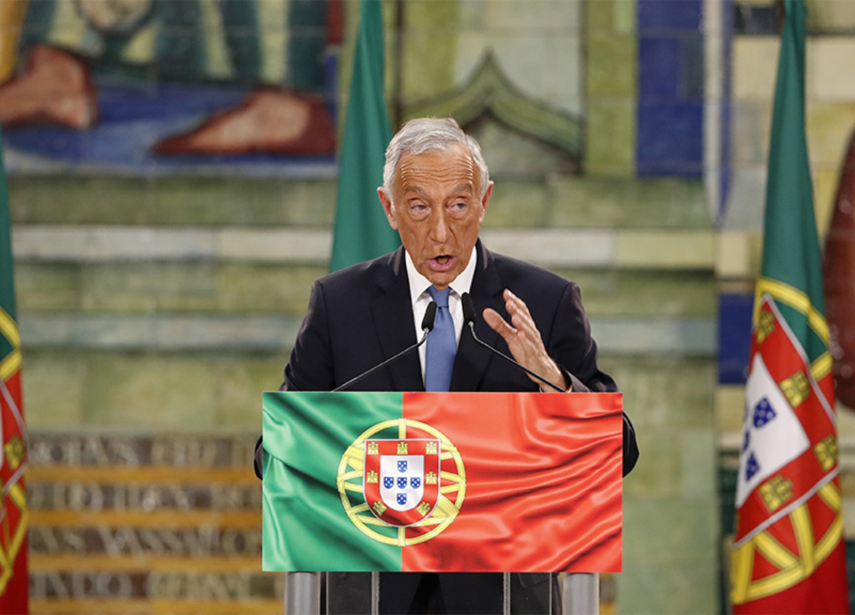 Portogallo, il presidente Rebelo scioglie il Parlamento: si torna alle urne Portogallo, il presidente Rebelo scioglie il Parlamento: si torna alle urne