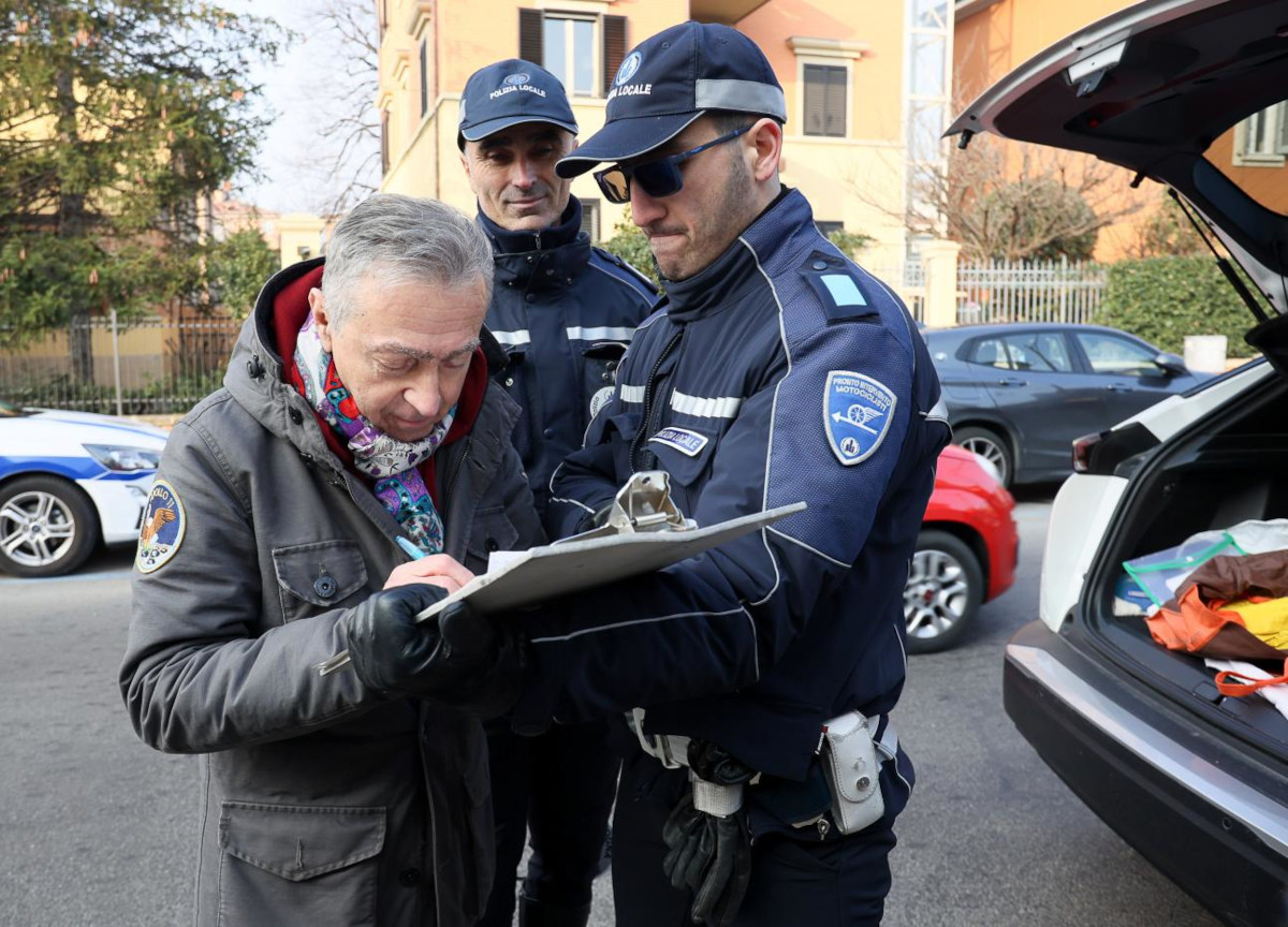 Bologna a 30 all’ora, il primo multato: “Andavo a 39. L’hanno fatta sporca”