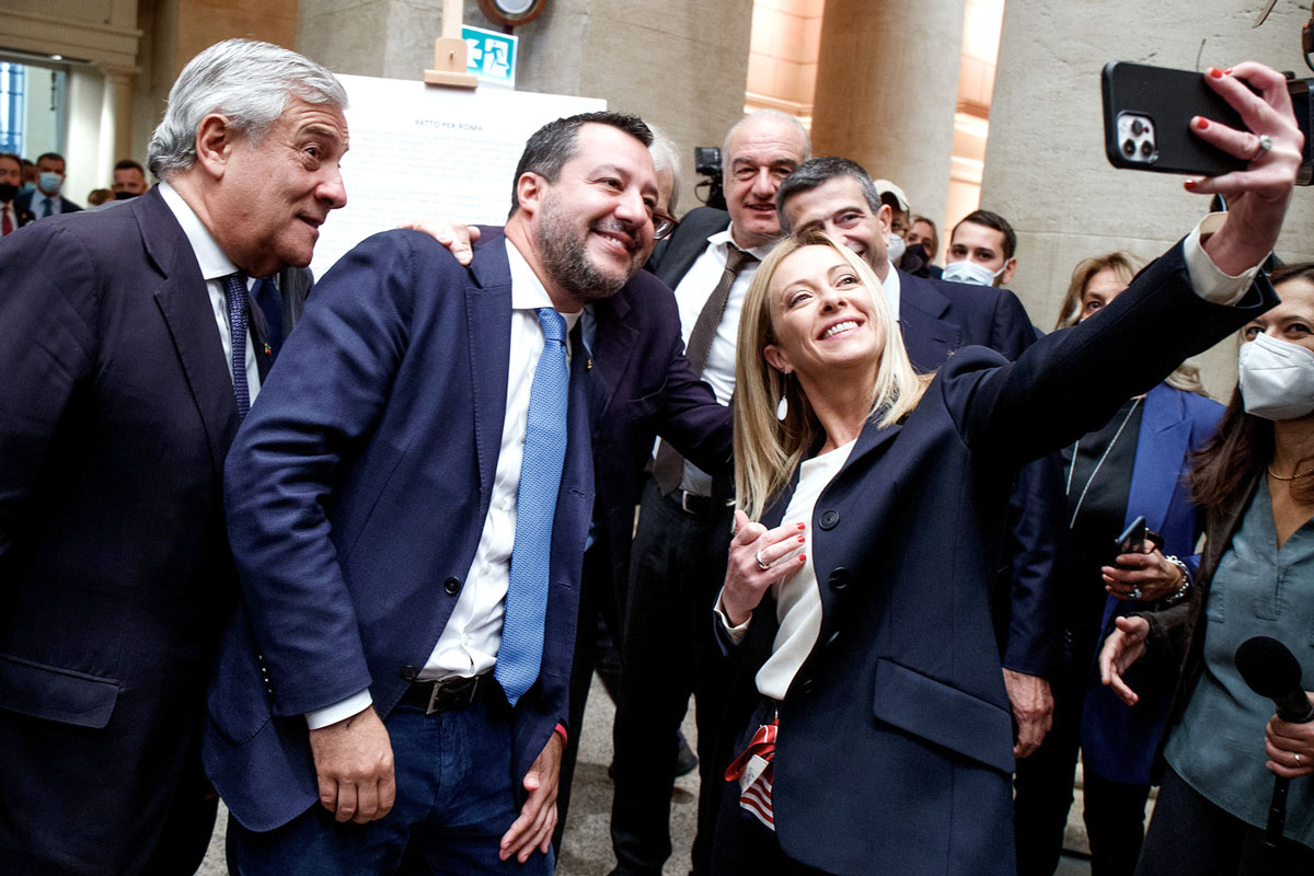 Centrodestra, il nodo è il terzo mandato di Zaia. Sardegna, l’intesa è vicina Centrodestra, il nodo è il terzo mandato di Zaia. Sardegna, l’intesa è vicina