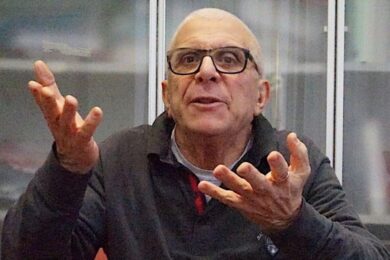 Prof accusato di molestie da tre alunne per vendetta: assolto dopo 6 anni