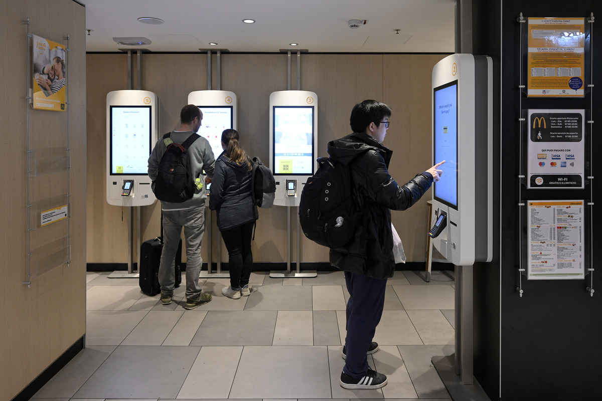 Chef Express e McDonald’s portano a Ciampino il primo servizio di delivery Chef Express e McDonald’s portano a Ciampino il primo servizio di delivery