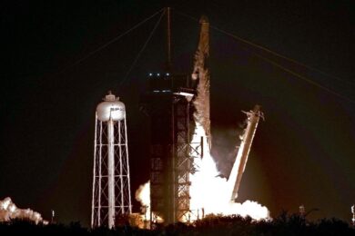 SpaceX, è partita la missione del colonnello Villadei