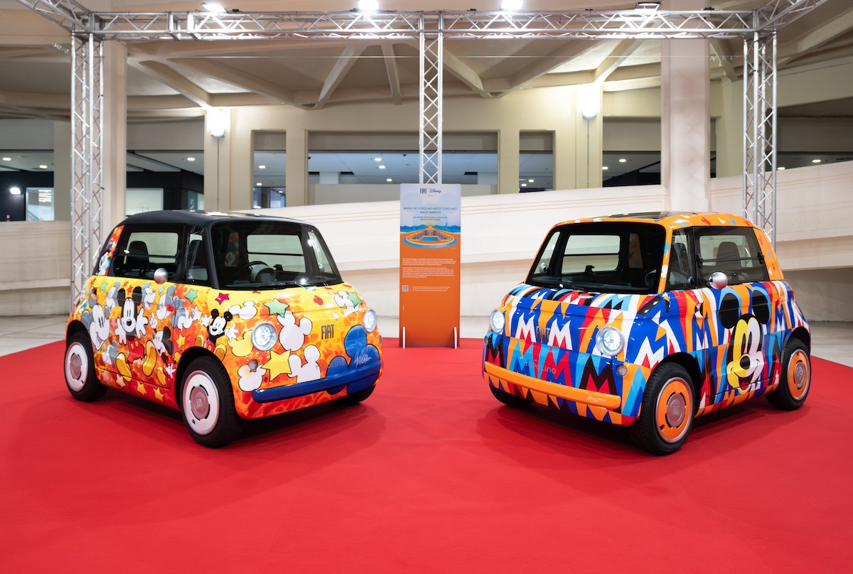 Le Fiat Topolino one-off dedicate a Mickey Mouse colorano il Lingotto Le Fiat Topolino one-off dedicate a Mickey Mouse colorano il Lingotto