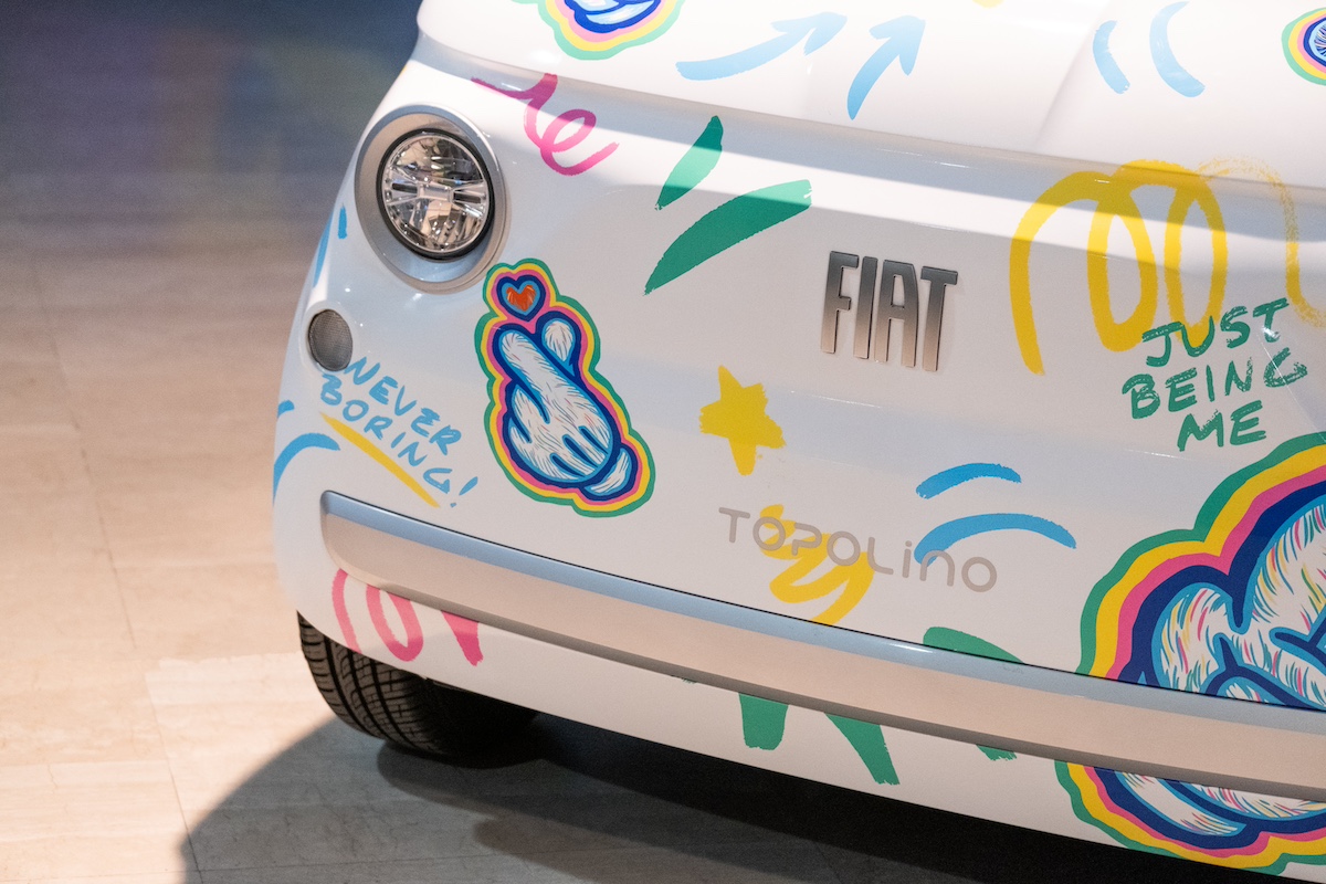 Le Fiat Topolino one-off dedicate a Mickey Mouse colorano il Lingotto Le Fiat Topolino one-off dedicate a Mickey Mouse colorano il Lingotto