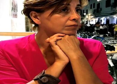 Viterbo, nuovo caso Pedretti. Bufera su panificio: “Brutta zitella, disonesta”