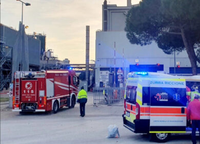 Esplosioni all’inceneritore di Riccione: tre feriti per le ustioni, uno grave