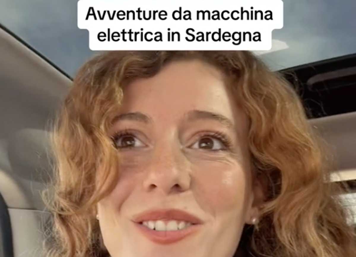 Mobilità elettrica, il dramma dell’architetta: tra colonnine rotte e disagi Mobilità elettrica, il dramma dell’architetta: tra colonnine rotte e disagi