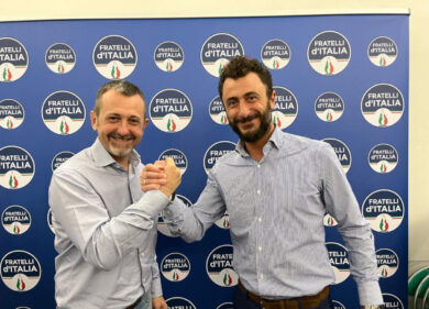 Pozzolo, “tracce significative di polvere da sparo sulle mani”. Il test stub