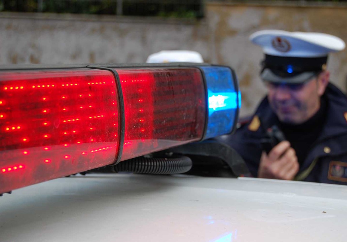 Favorì l’amica per un posto da agente, 3 anni ad ex comandante Favorì l’amica per un posto da agente, 3 anni ad ex comandante