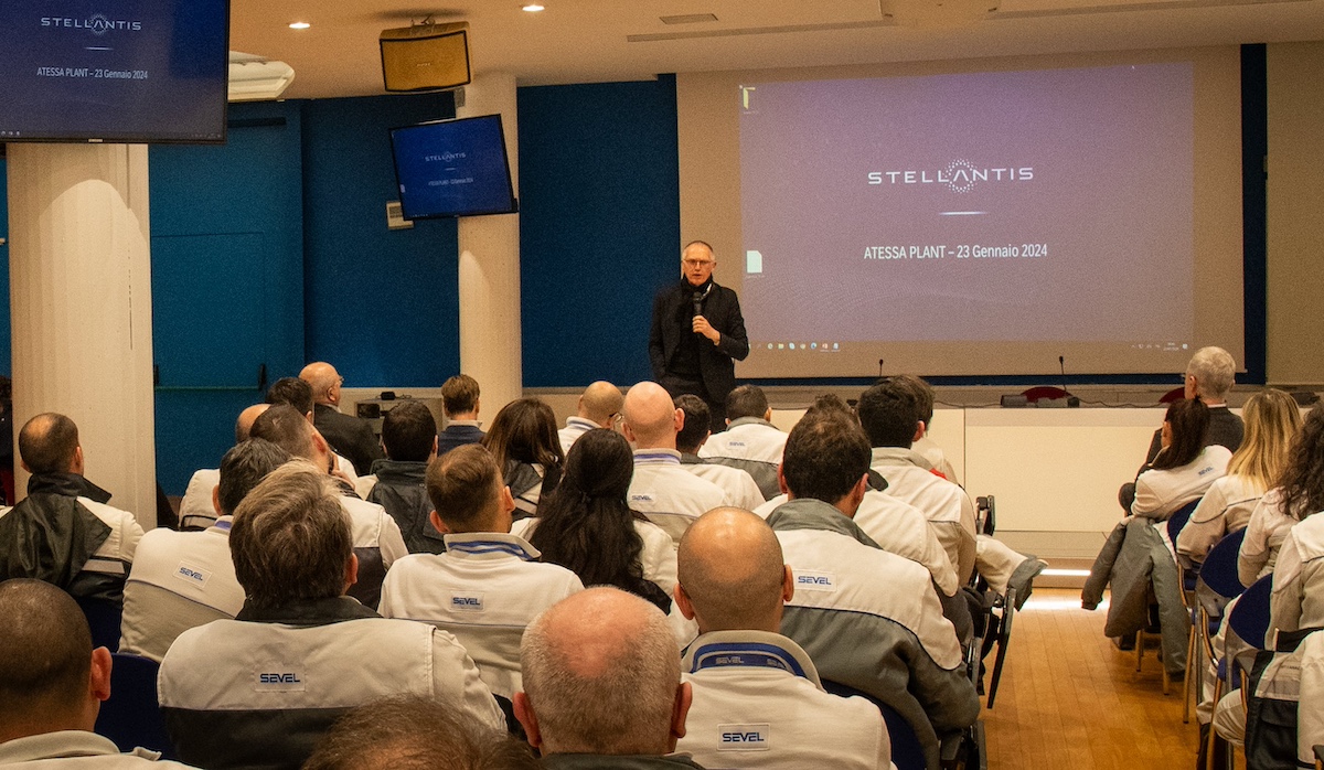 Stellantis Atessa: nuova generazione di furgoni commerciali per l’esportazione Stellantis Atessa: nuova generazione di furgoni commerciali per l’esportazione