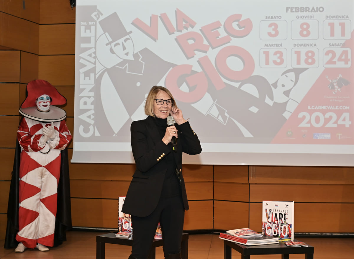 Carnevale di Viareggio 2024 presentato a Milano