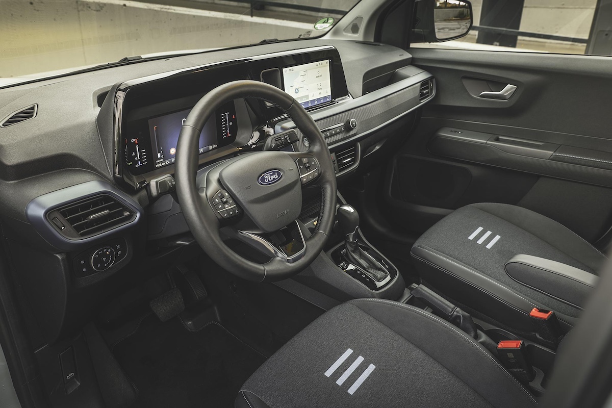 Nuovo Ford Transit Courier: design rinnovato, maggiore portata e stile SUV Nuovo Ford Transit Courier: design rinnovato, maggiore portata e stile SUV