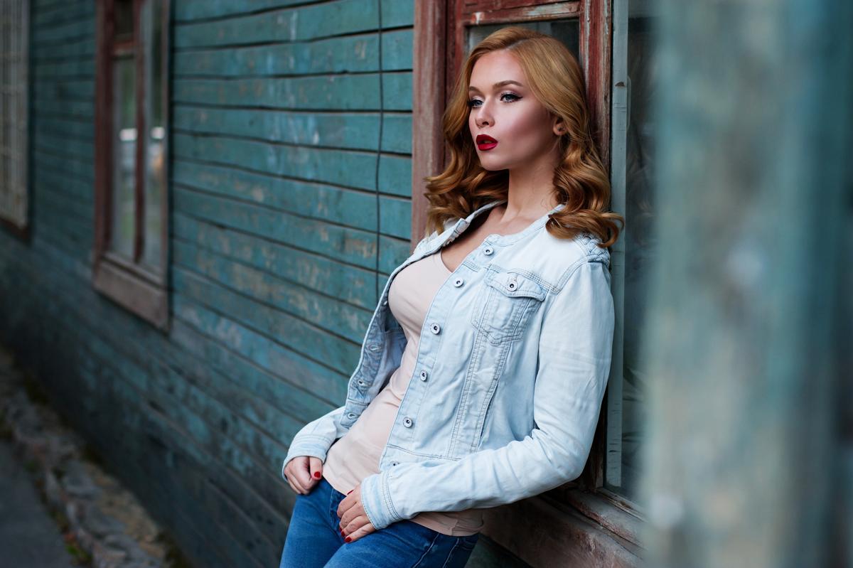 Etichetta rettangolare quasi identica, Levi Strauss fa causa a Cucinelli Etichetta rettangolare quasi identica, Levi Strauss fa causa a Cucinelli
