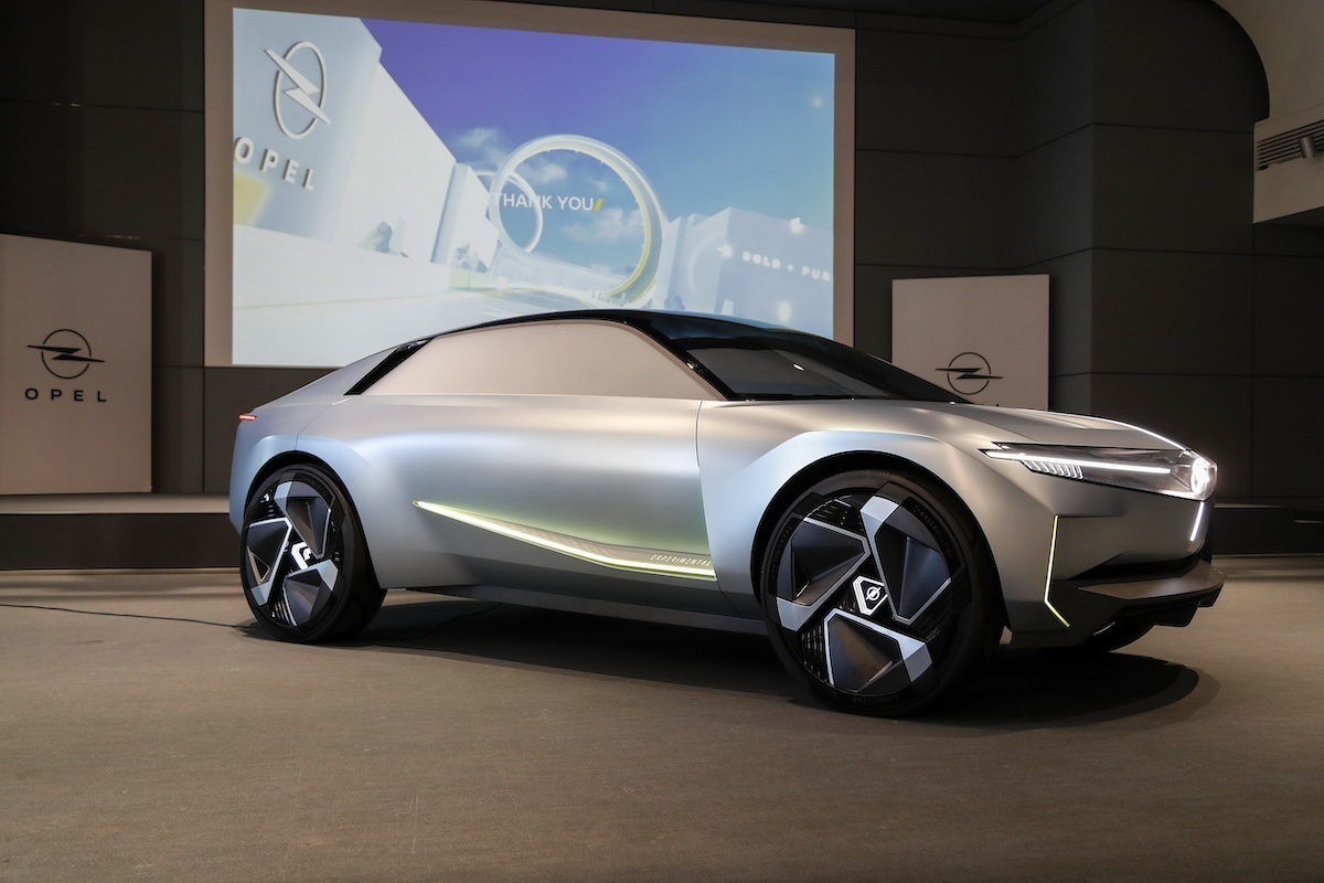 Opel Experimental: una visione chiara del futuro del marchio Opel Experimental: una visione chiara del futuro del marchio