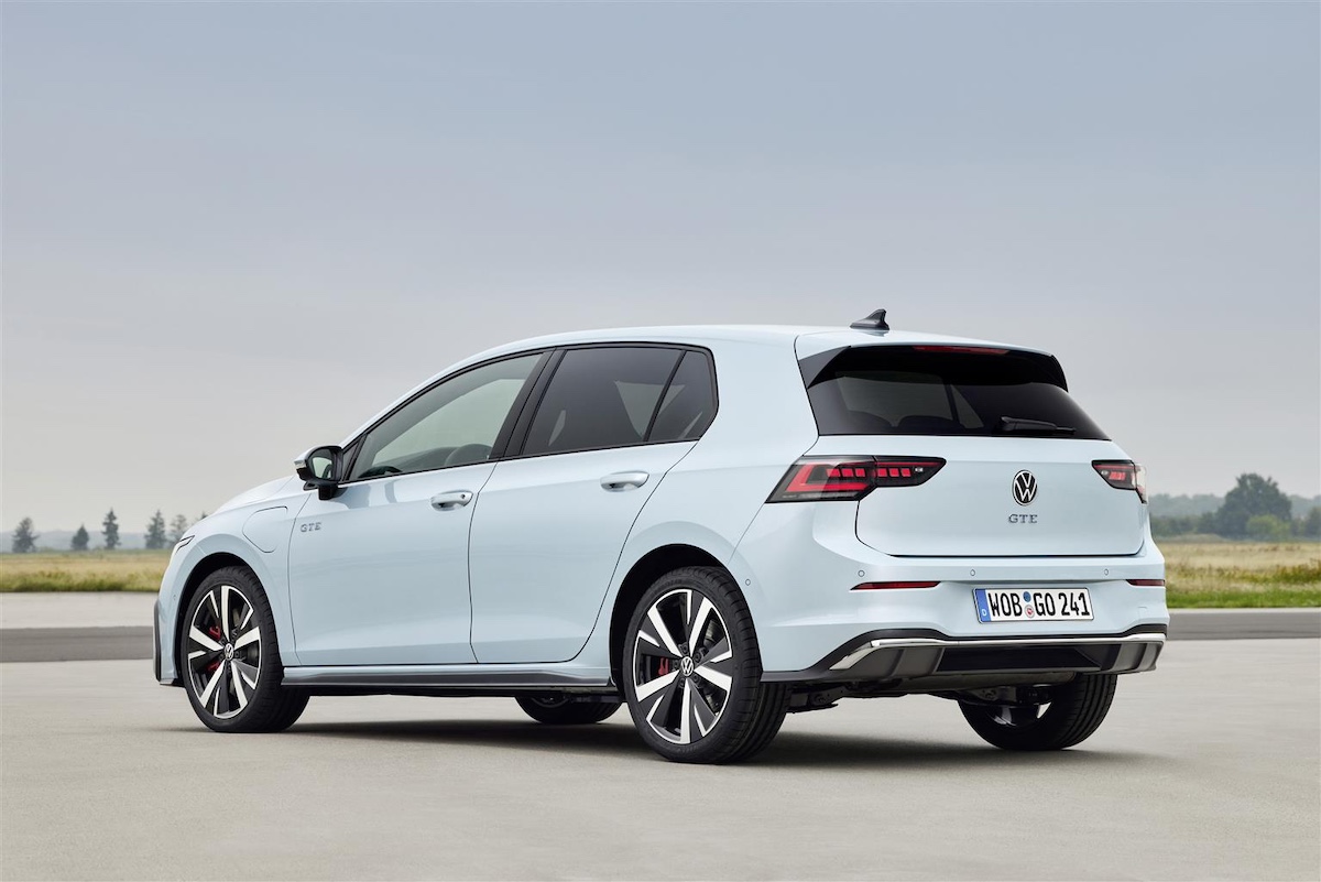 Nuova Volkswagen Golf, si aggiorna per restare leader del mercato Nuova Volkswagen Golf, si aggiorna per restare leader del mercato
