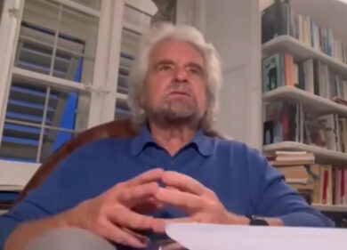 Giorno della Memoria, Beppe Grillo: “Ne serve uno della dimenticanza e del perdono”