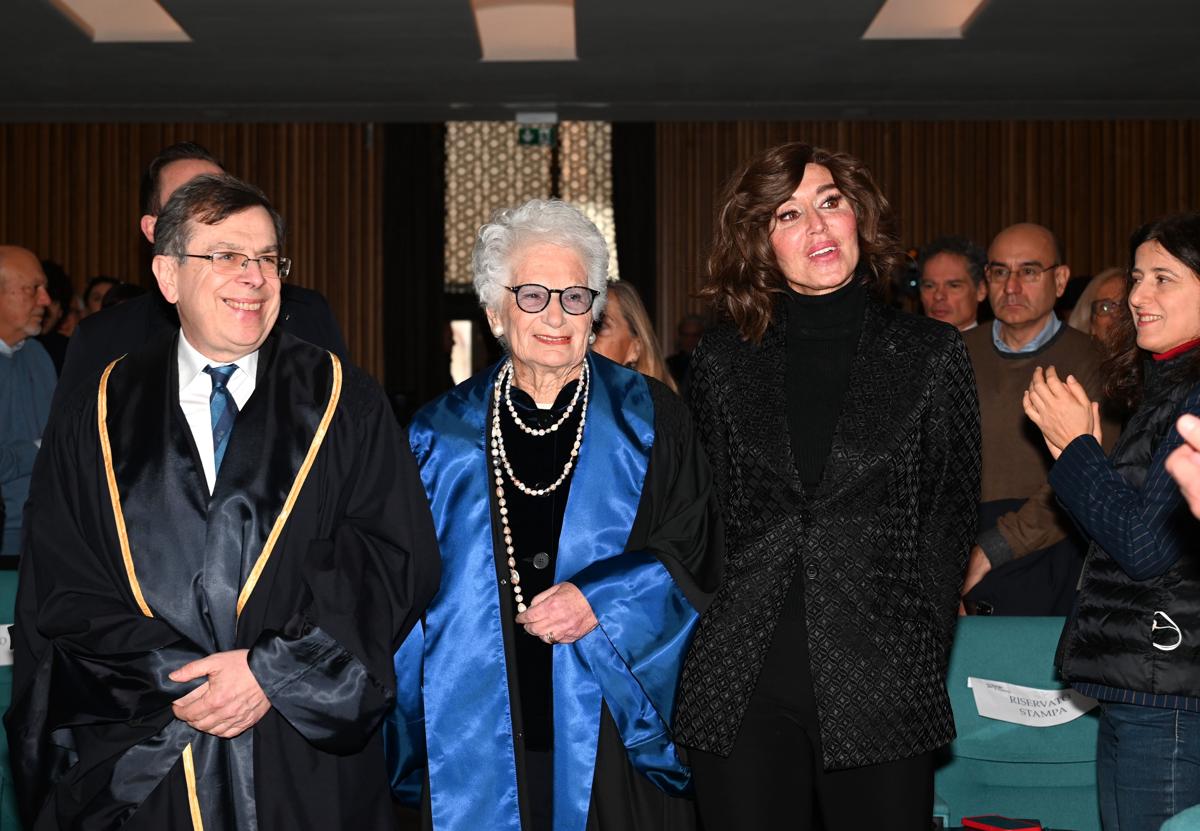 Liliana Segre laureata ad honorem nella Giornata della Memoria Liliana Segre laureata ad honorem nella Giornata della Memoria