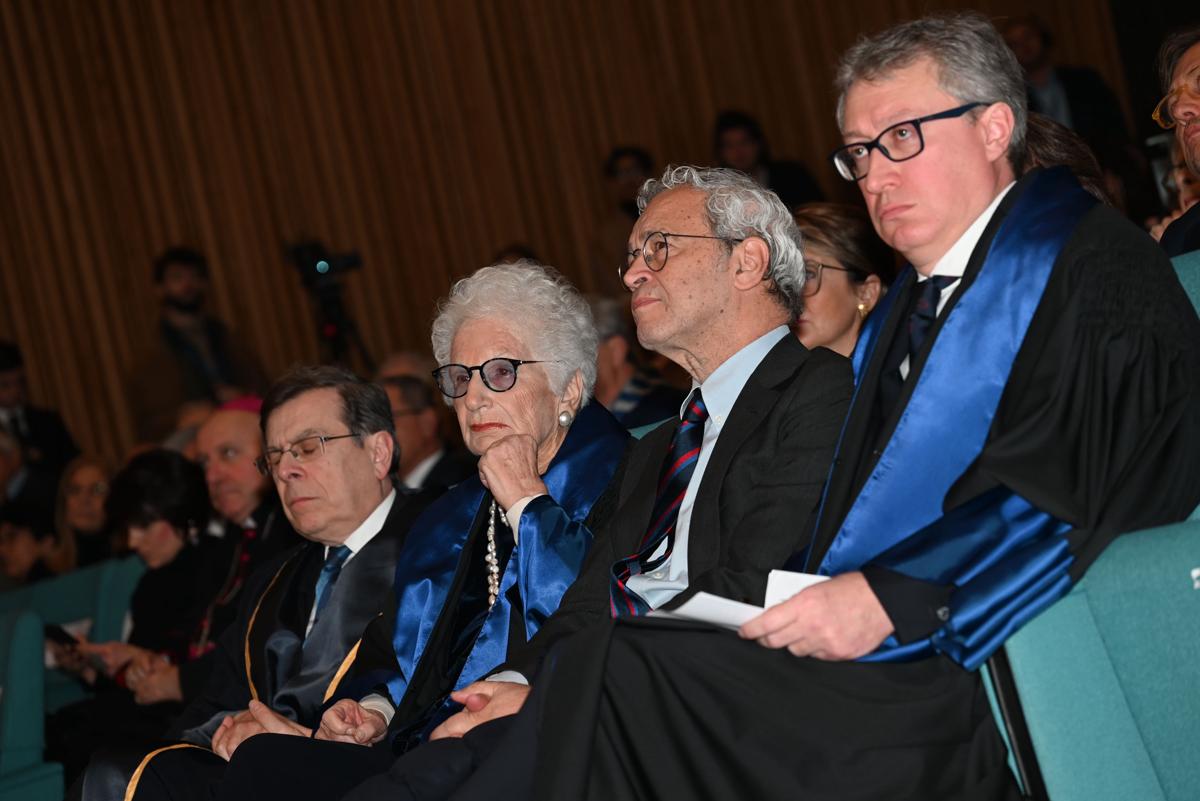Liliana Segre laureata ad honorem nella Giornata della Memoria Liliana Segre laureata ad honorem nella Giornata della Memoria