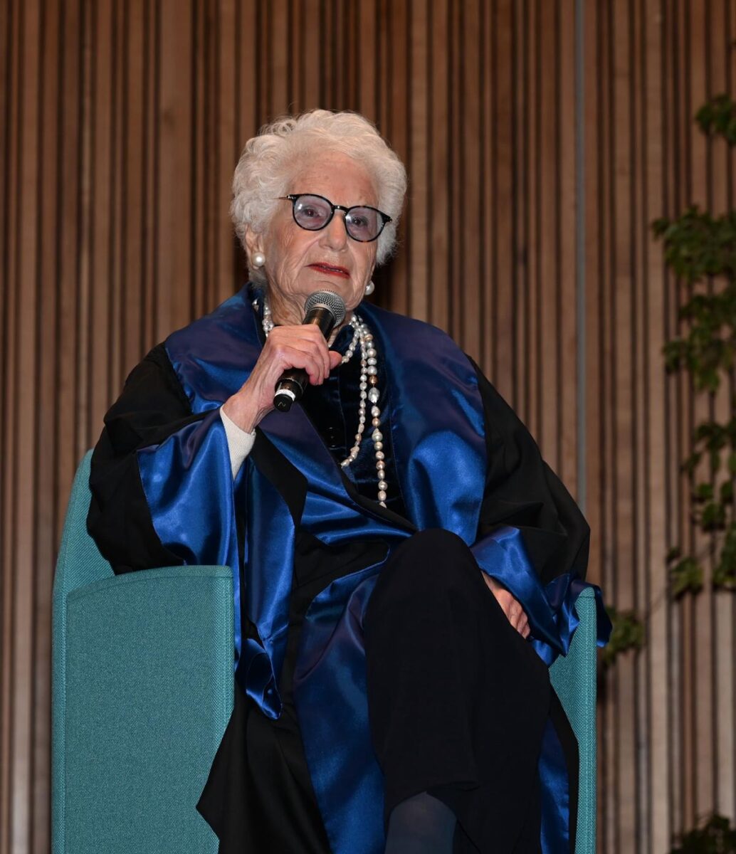 Liliana Segre laureata ad honorem nella Giornata della Memoria Liliana Segre laureata ad honorem nella Giornata della Memoria