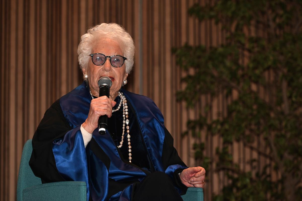 Liliana Segre laureata ad honorem nella Giornata della Memoria Liliana Segre laureata ad honorem nella Giornata della Memoria