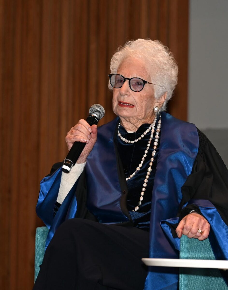 Liliana Segre laureata ad honorem nella Giornata della Memoria Liliana Segre laureata ad honorem nella Giornata della Memoria