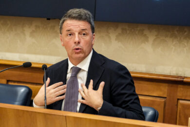 Agricoltura, Renzi vs Lollobrigida: “Aumenta le tasse e soffia fuoco sull’Ue”