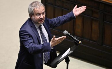Lega: “Basta finanziare l’Oms con 100 mln”. Nel mirino il piano pandemico
