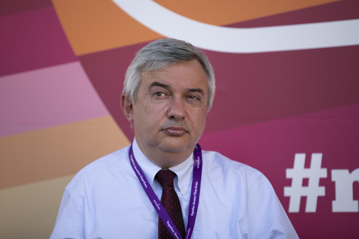 Maurizio Molinari attacca il governo per nascondere il tracollo di Repubblica Maurizio Molinari attacca il governo per nascondere il tracollo di Repubblica