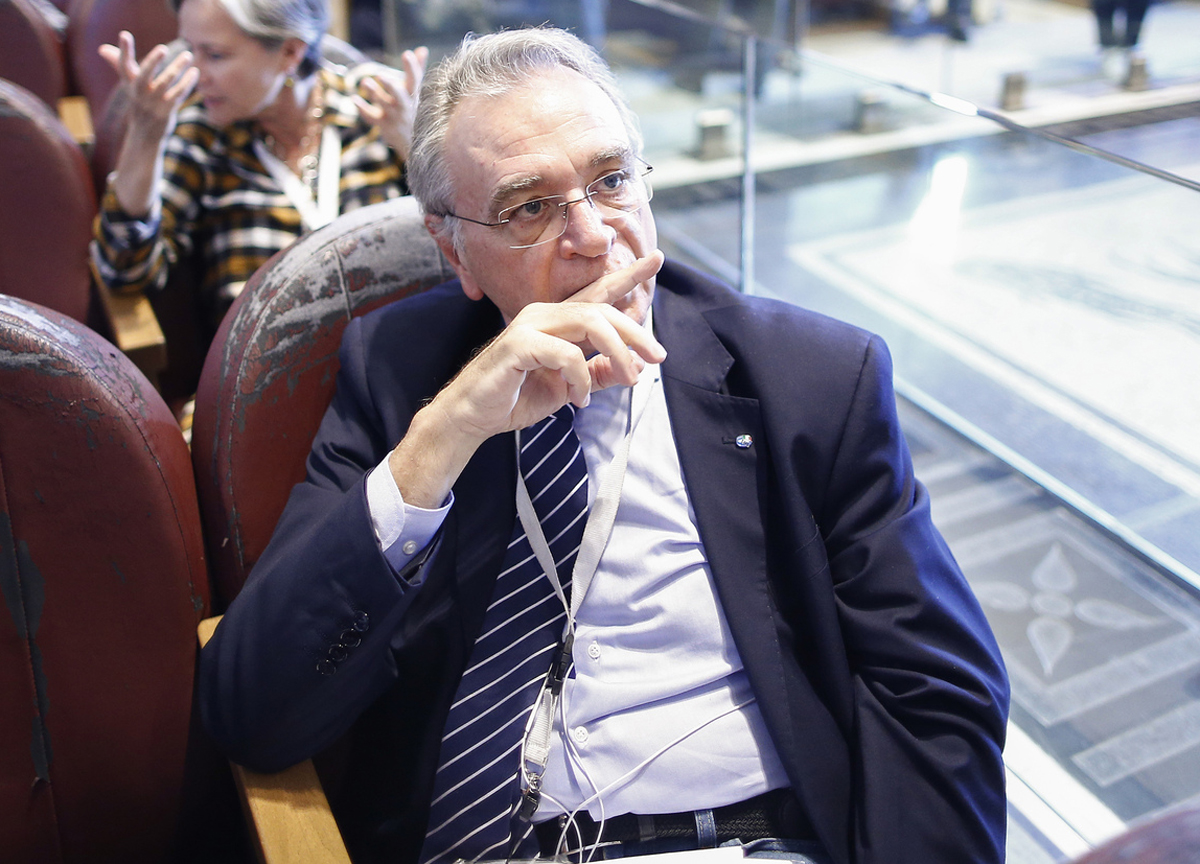 Poste privatizzate: “Spariranno a a Roma 16 mila posti di lavoro”. Allarme Uil Poste privatizzate: “Spariranno a a Roma 16 mila posti di lavoro”. Allarme Uil