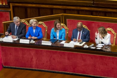 Meloni e il vertice africano, chi mente e chi ignora: solita stampa italiana