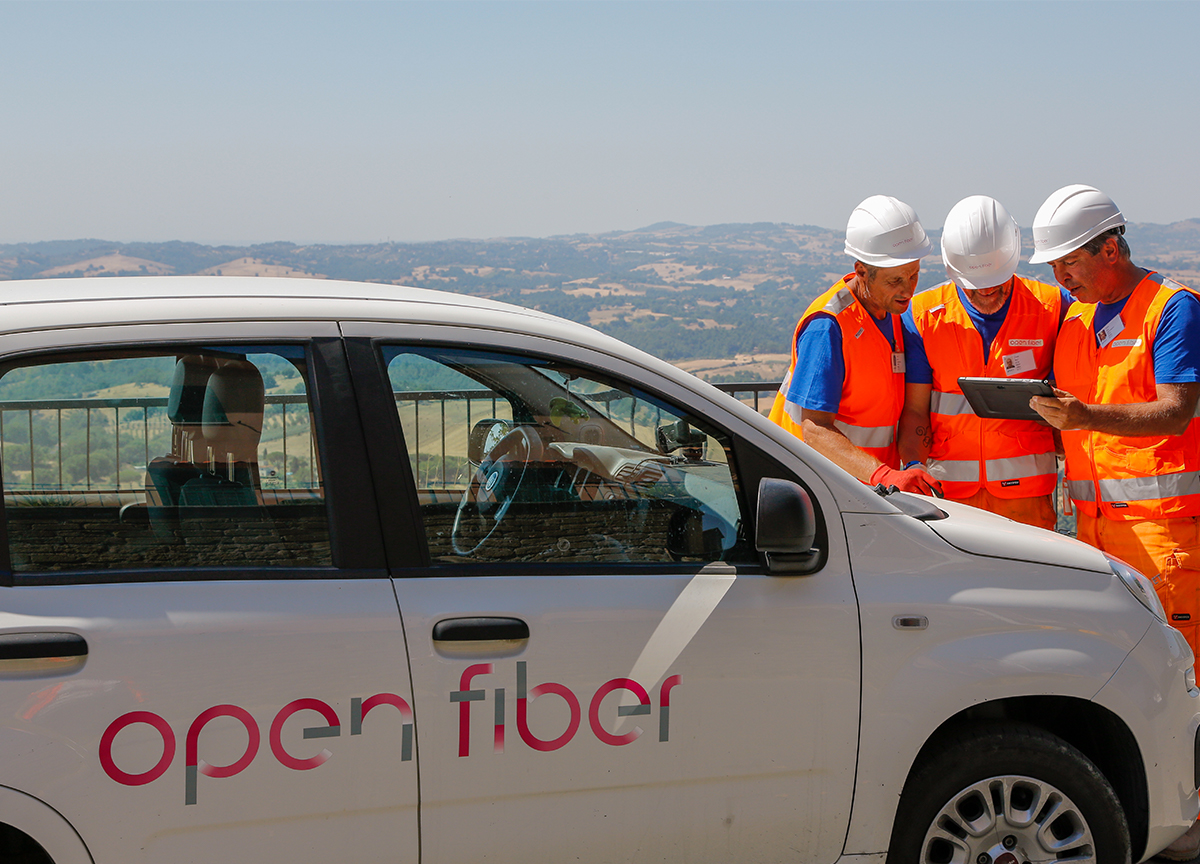 Borghi digitali, Open Fiber: la rete ultraveloce arriva ad Agira Borghi digitali, Open Fiber: la rete ultraveloce arriva ad Agira