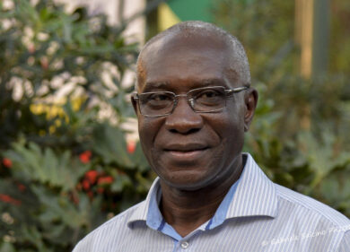 Toni Iwobi, il primo senatore nero, passa dalla Lega a Forza Italia