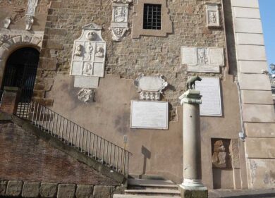 Dai cartellini timbrati da altri alla corruzione: tutti i peccati dei comunali