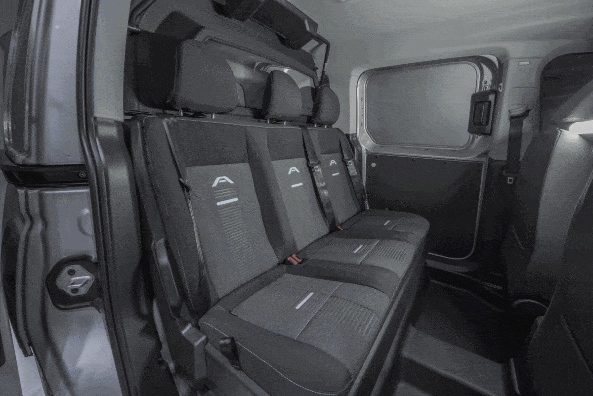 Ford Pro svela il nuovo Transit Connect Ford Pro svela il nuovo Transit Connect
