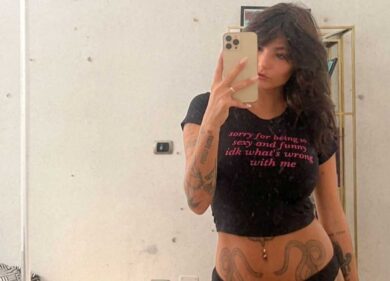 Daniela Martani asfalta Giorgia Soleri: “Famosa solo per l’amore Maneskin”