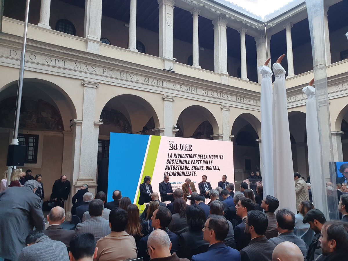 Mobilità sostenibile, ASPI tra i protagonisti della transizione ecologica Mobilità sostenibile, ASPI tra i protagonisti della transizione ecologica