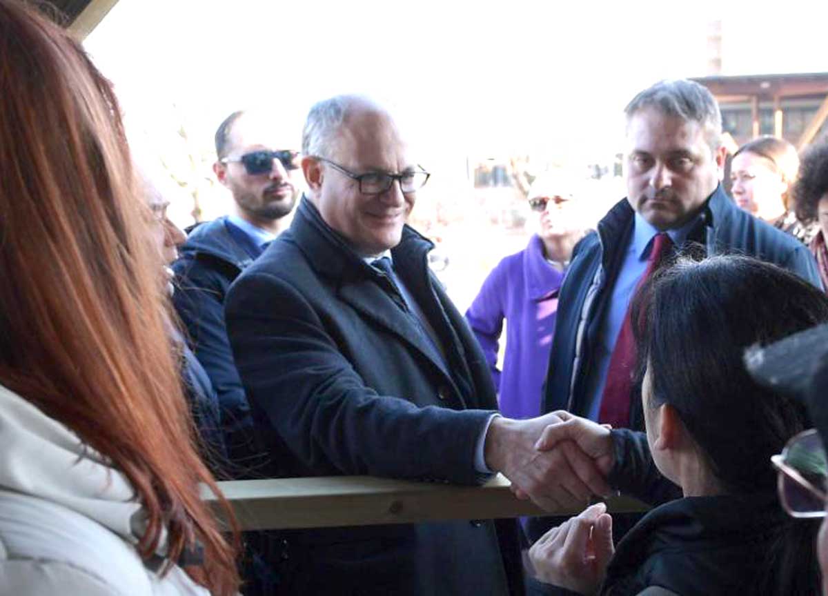 Roma a 30 all’ora: Gualtieri inaugura “isole lente” già operative. Il bluff Roma a 30 all’ora: Gualtieri inaugura “isole lente” già operative. Il bluff