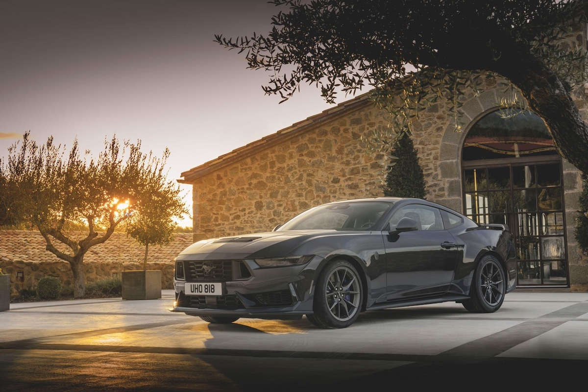 Nuova Mustang: icona americana è pronta a conquistare l’Europa. Nuova Mustang: icona americana è pronta a conquistare l’Europa.