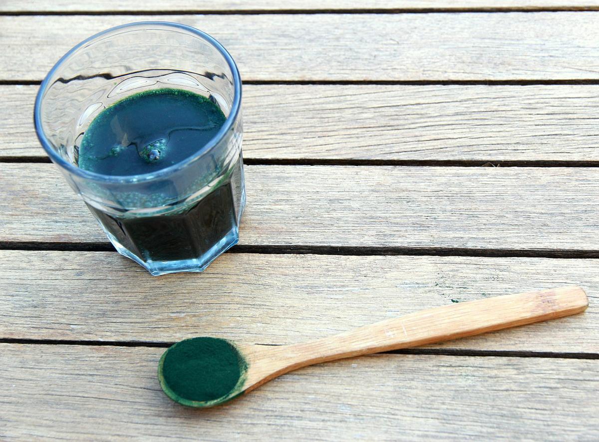 Alga spirulina, proprietà e benefici. Per la Fao è un super food Alga spirulina, proprietà e benefici. Per la Fao è un super food