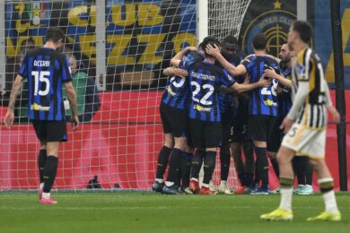 Inter-Juventus 1-0, autogol di Gatti e fuga scudetto per i nerazzurri