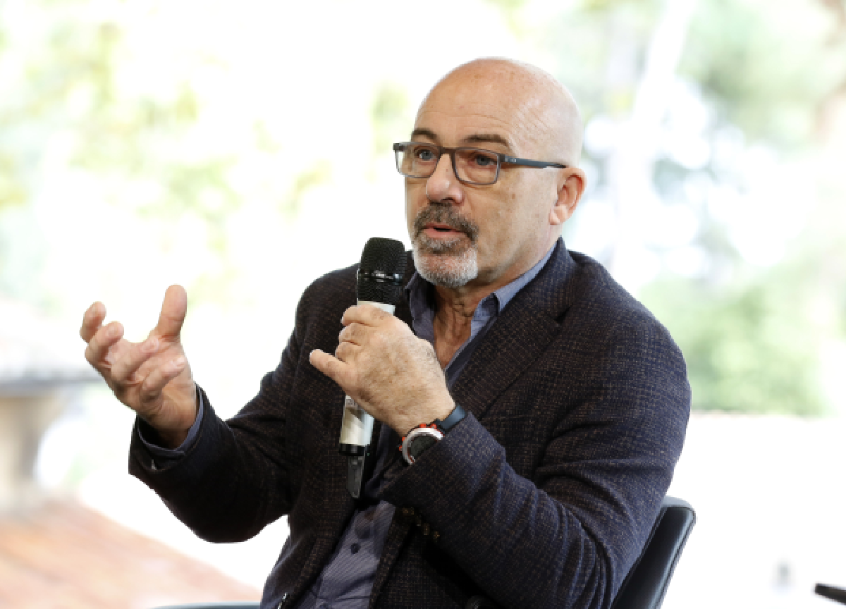 Le mille vite del ceo di Leonardo. “La tecnologia è neutra, i social no” Le mille vite del ceo di Leonardo. “La tecnologia è neutra, i social no”