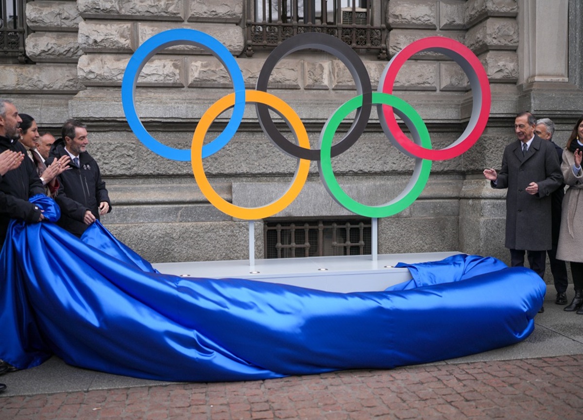 I simboli delle Olimpiadi svelati a Milano. GALLERY I simboli delle Olimpiadi svelati a Milano. GALLERY