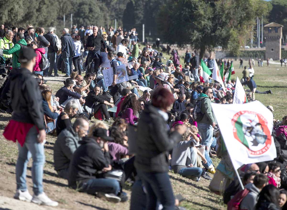 Covid, scontri No-Vax al Circo Massimo nel giugno 2020, chieste 8 condanne